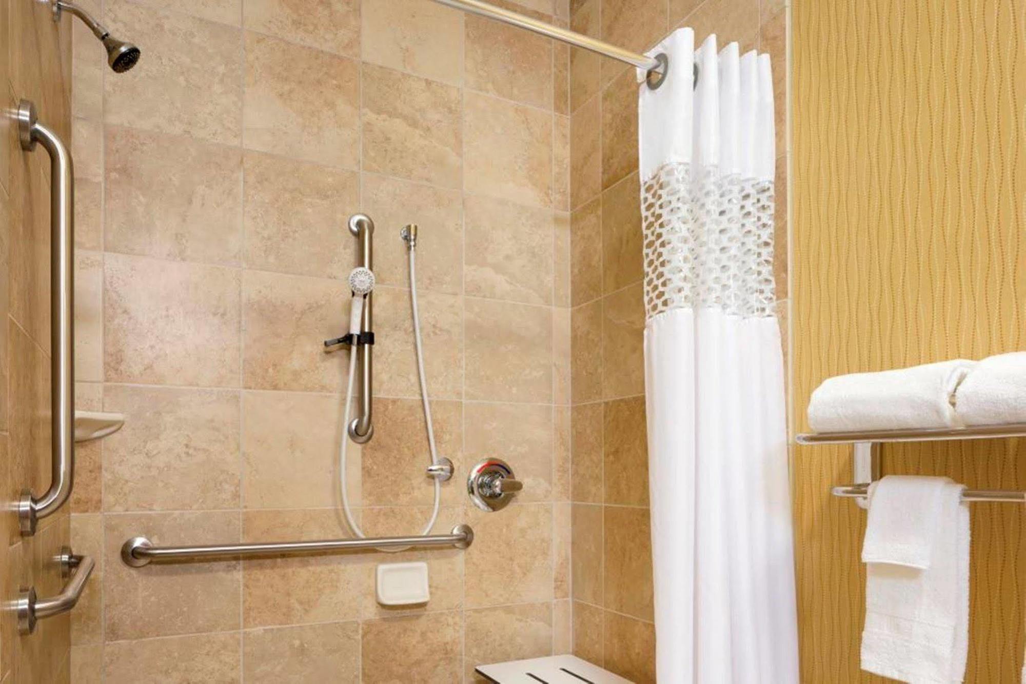 Hampton Inn Akron-Fairlawn Montrose Zewnętrze zdjęcie